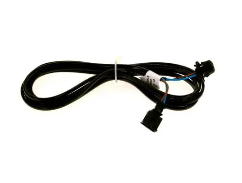 Schwarze Verlängerungsleitung mit zwei Steckverbindungen, geeignet für elektrische Anwendungen, hergestellt von Bosch.